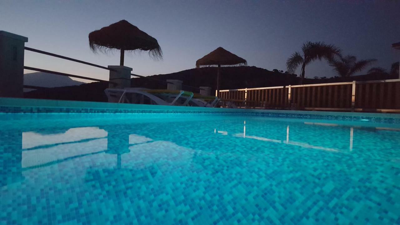 Villa Rural El Mirador Алора Екстериор снимка