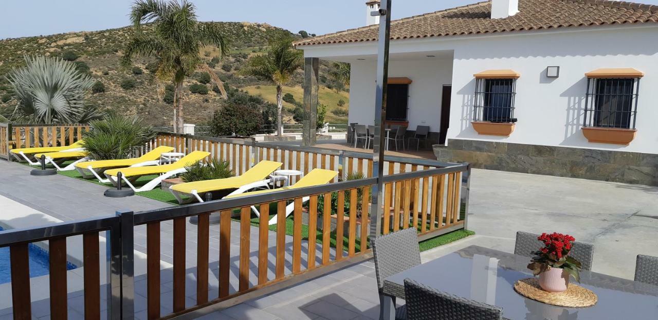 Villa Rural El Mirador Алора Екстериор снимка